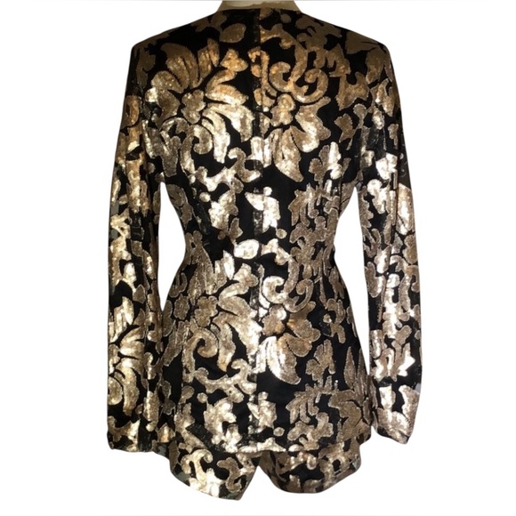 Sequin Shorts Suit - Picture 3 of 16